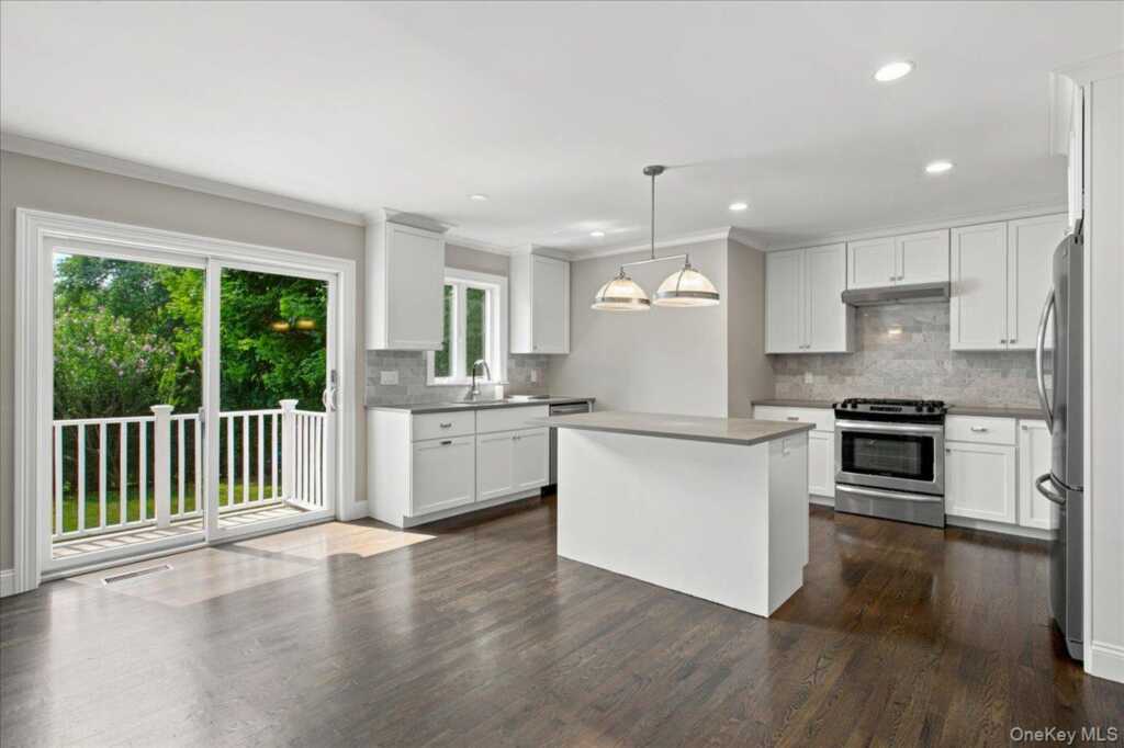 1219 Henry Avenue, Rye, NY 10543 - Photo 7 of 20
