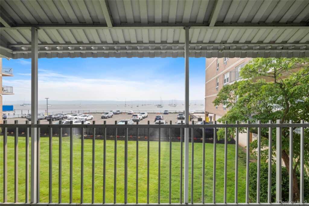 101 Gedney Street, Unit #EE, Nyack, NY 10960