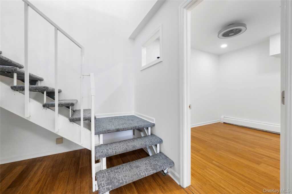 101 Gedney Street, Unit #EE, Nyack, NY 10960 - Photo 10 of 19