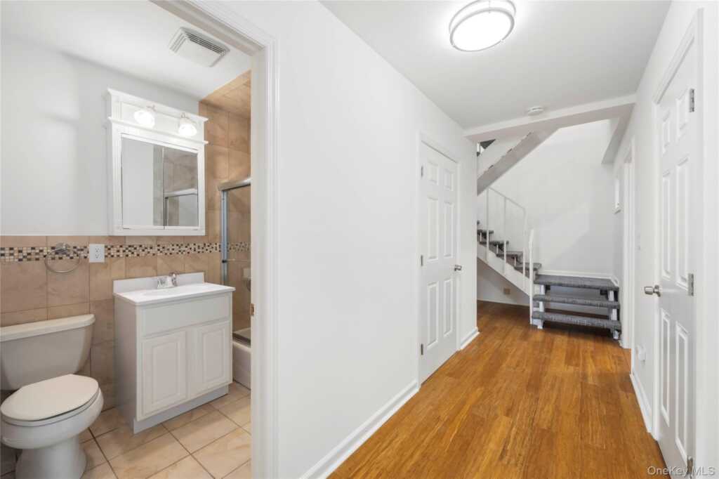 101 Gedney Street, Unit #EE, Nyack, NY 10960 - Photo 12 of 19
