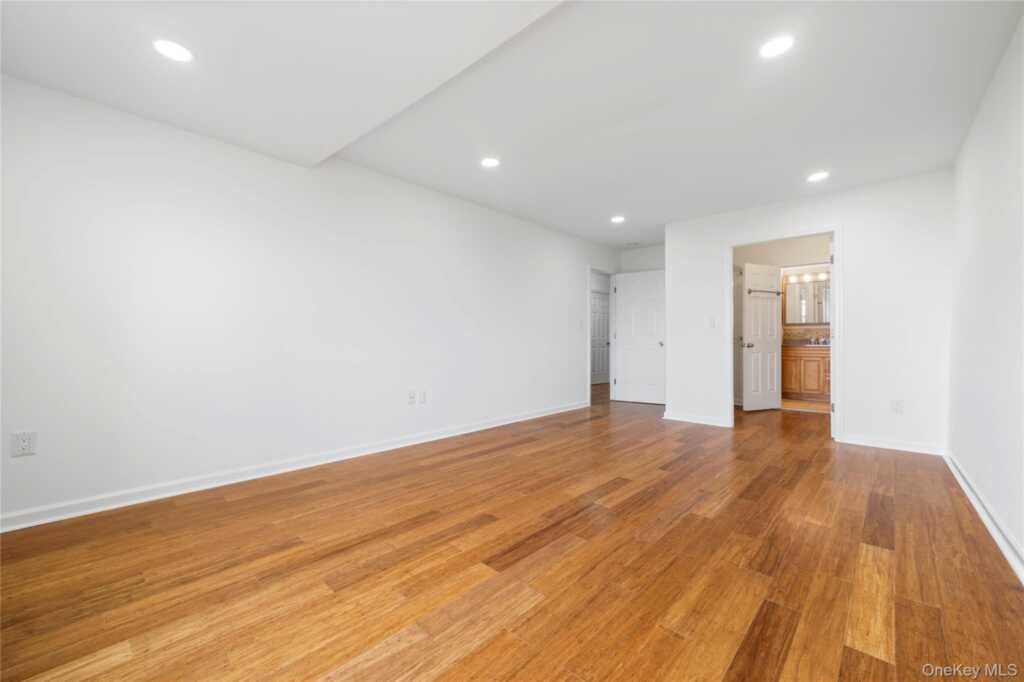 101 Gedney Street, Unit #EE, Nyack, NY 10960 - Photo 15 of 19