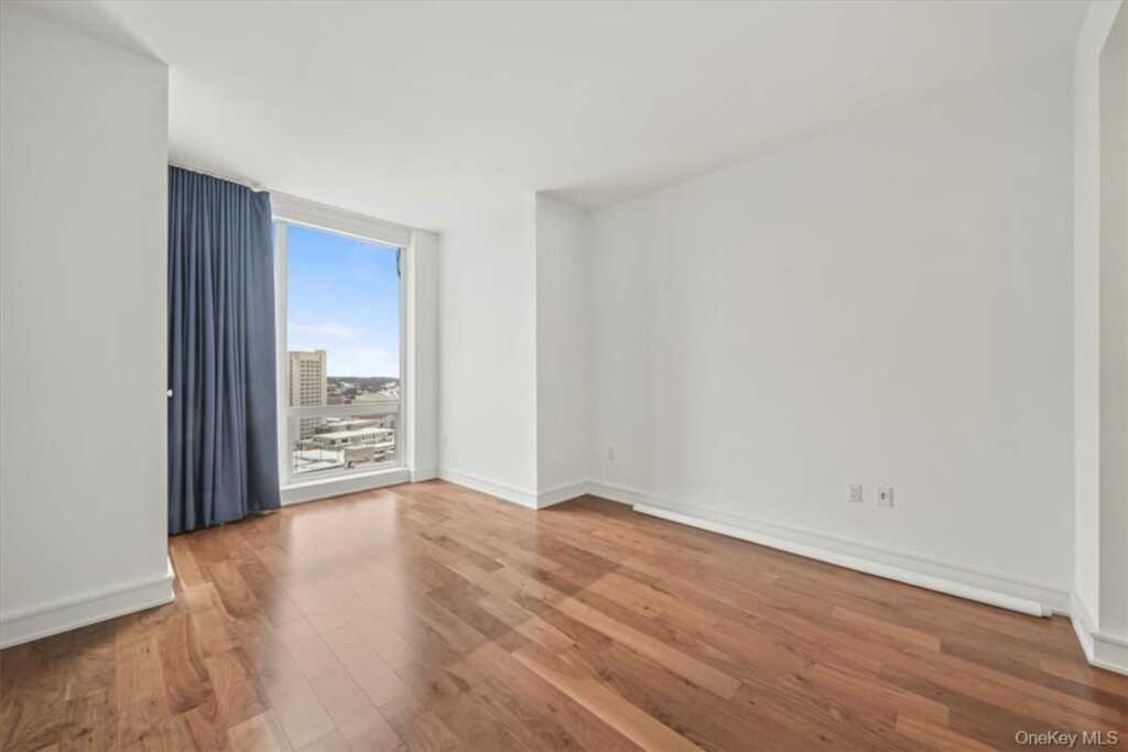 5 Renaissance, Unit #18E, White Plains, NY 10601 - Photo 22 of 34