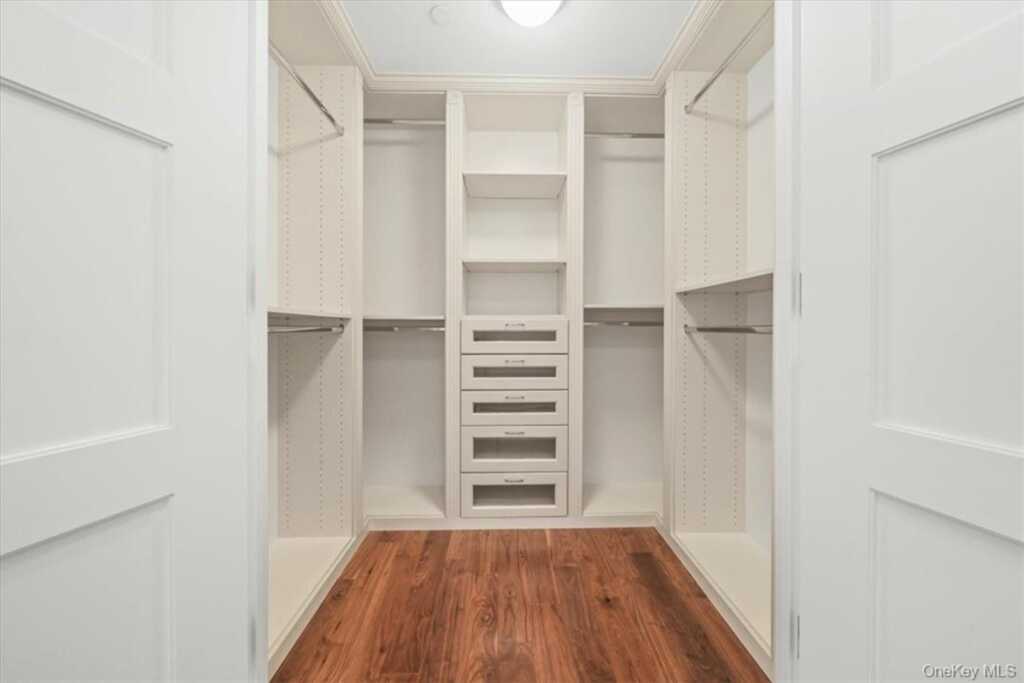 5 Renaissance, Unit #18E, White Plains, NY 10601 - Photo 31 of 34