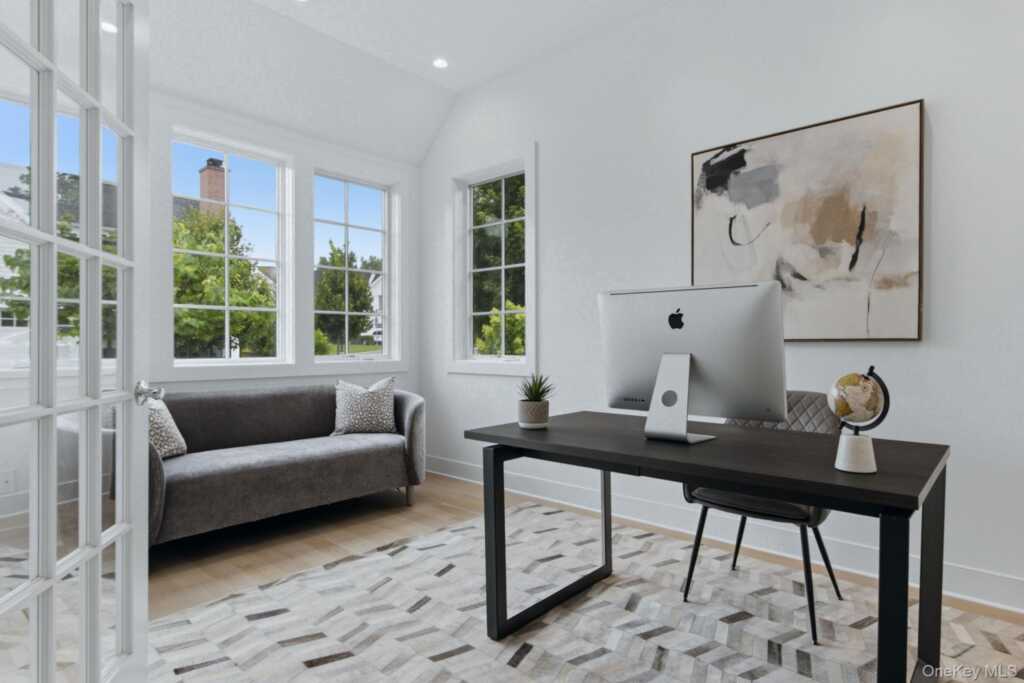4 Primrose Lane, Rye, NY 10573 - Photo 17 of 50