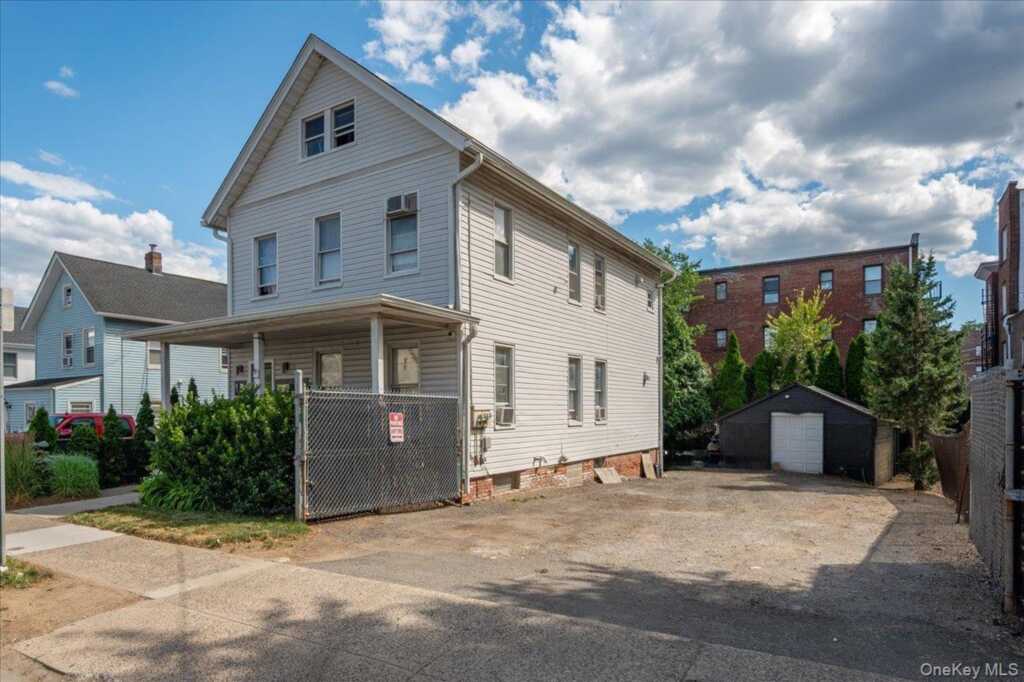 15 Bulkley Avenue, Rye, NY 10573 - Photo 3 of 27