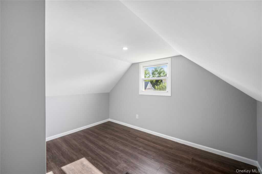 56 Independence Street, White Plains, NY 10606 - Photo 16 of 40