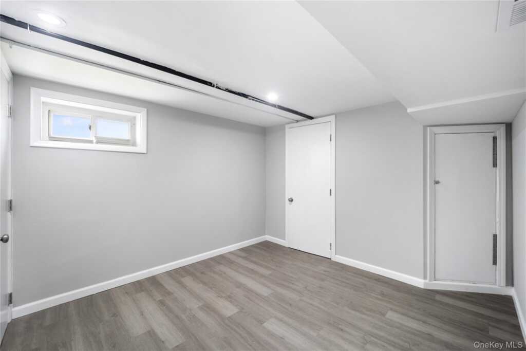 56 Independence Street, White Plains, NY 10606 - Photo 20 of 40