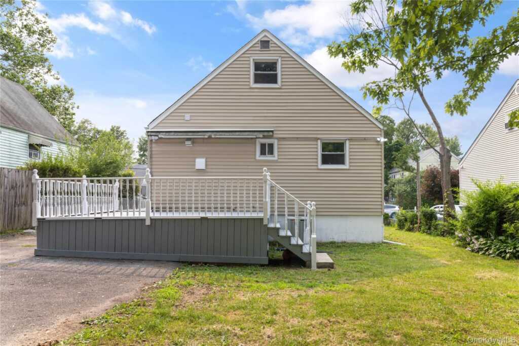 56 Independence Street, White Plains, NY 10606 - Photo 25 of 40