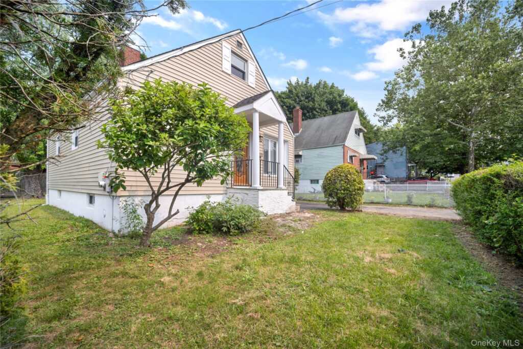 56 Independence Street, White Plains, NY 10606 - Photo 27 of 40