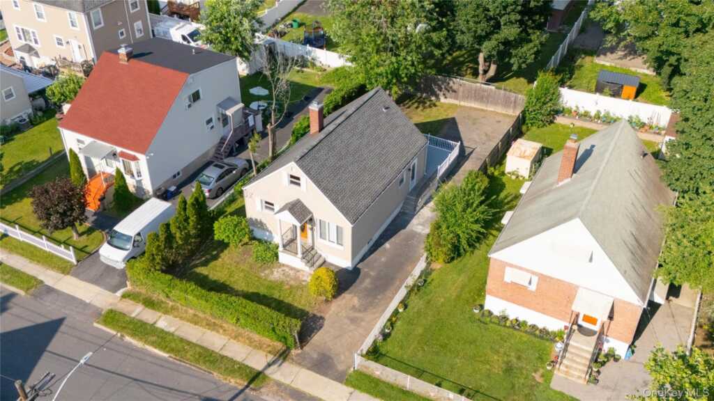 56 Independence Street, White Plains, NY 10606 - Photo 39 of 40
