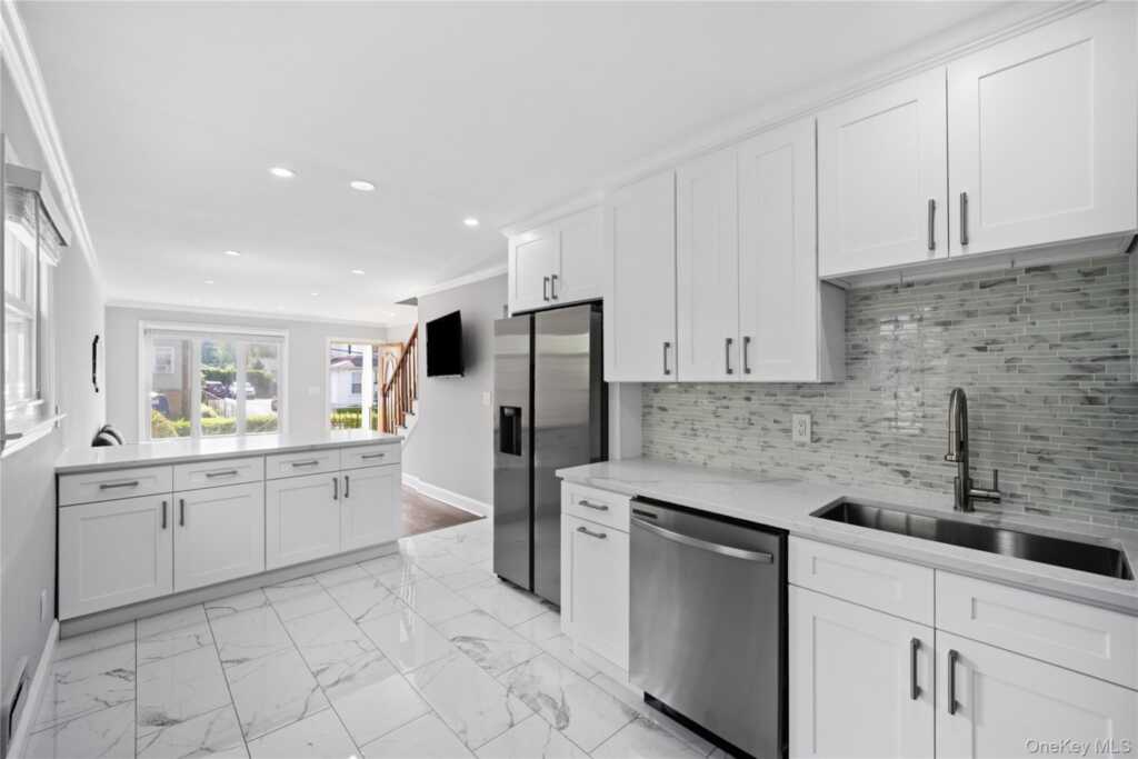 56 Independence Street, White Plains, NY 10606 - Photo 5 of 40
