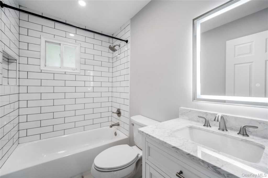 56 Independence Street, White Plains, NY 10606 - Photo 8 of 40