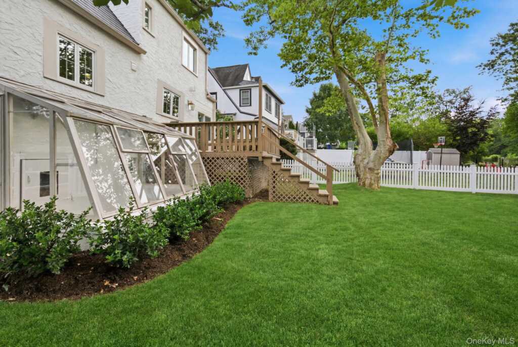 444 Milton Road, Rye, NY 10580 - Photo 31 of 33