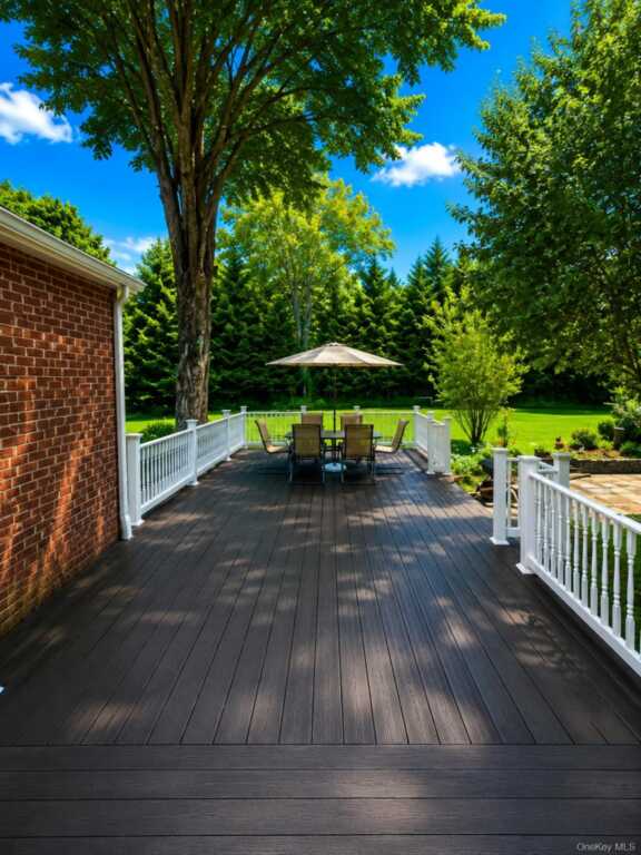 9 Orchard Circle, Suffern, NY 10901 - Photo 2 of 18