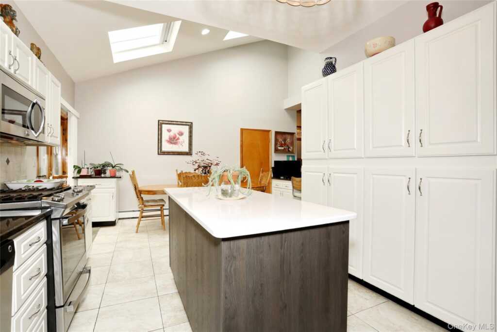 2 Westend Avenue, Nyack, NY 10960 - Photo 12 of 50