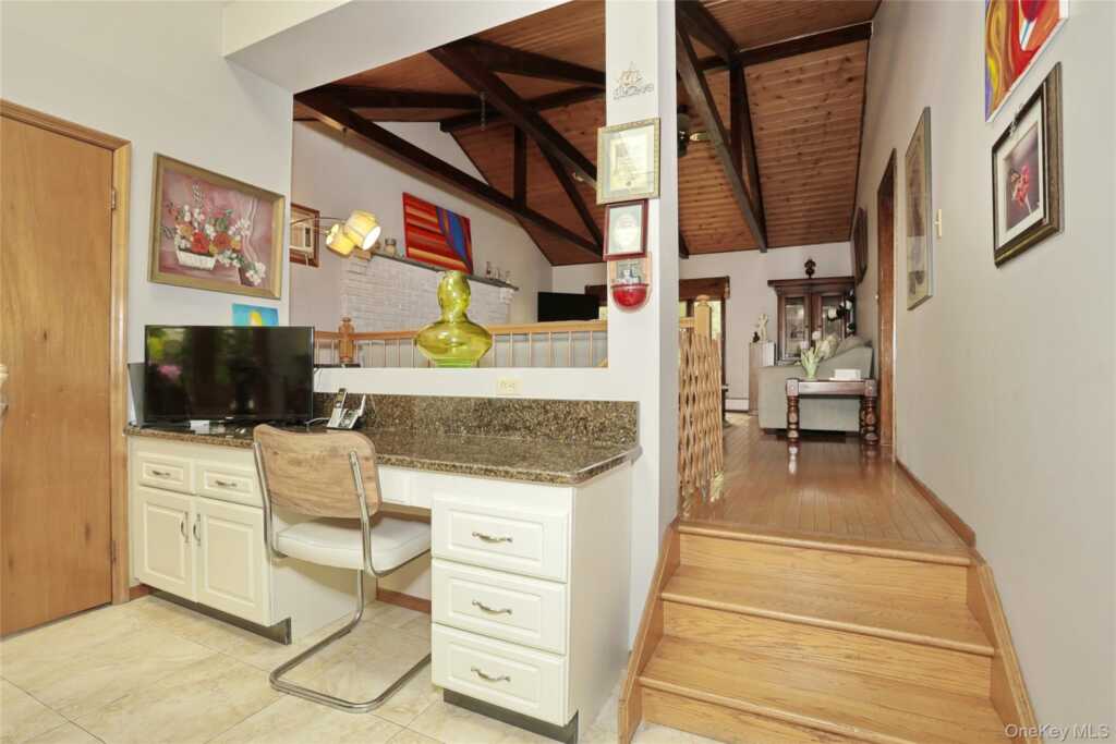 2 Westend Avenue, Nyack, NY 10960 - Photo 14 of 50