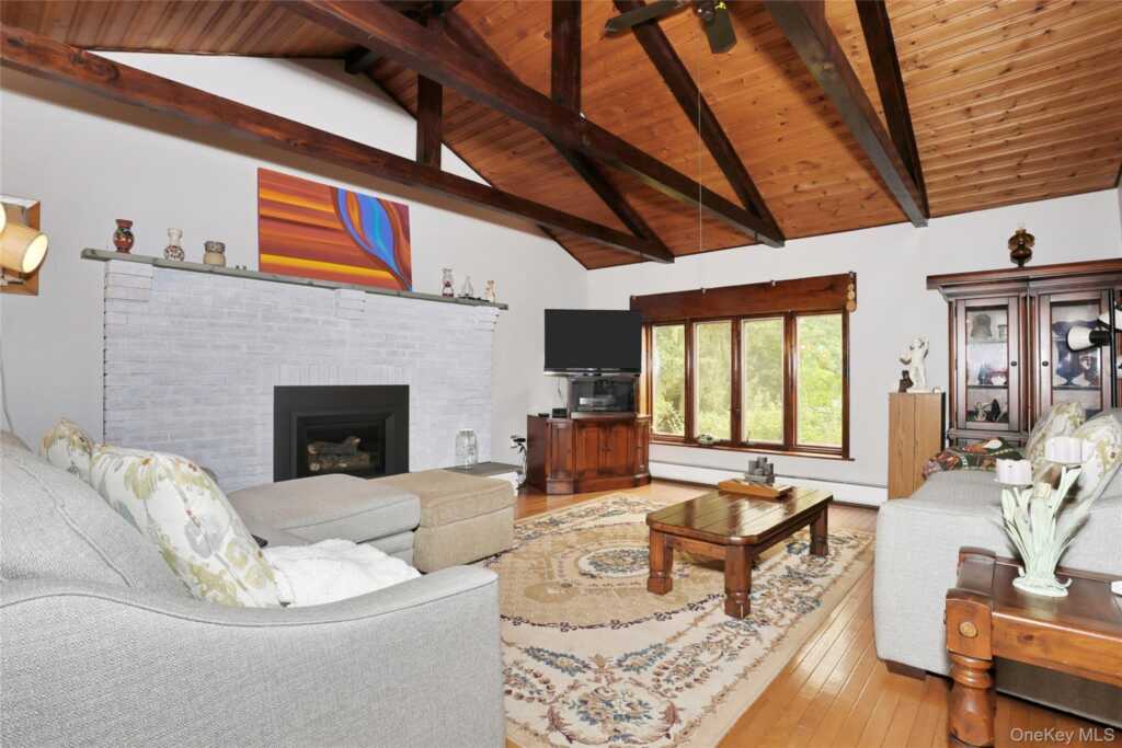 2 Westend Avenue, Nyack, NY 10960 - Photo 15 of 50