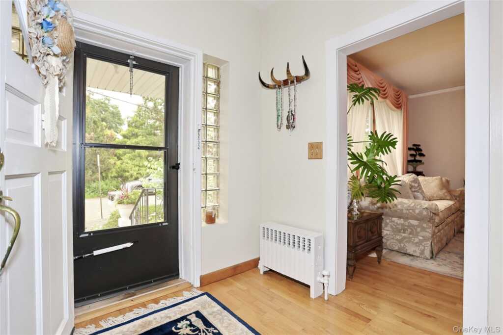 2 Westend Avenue, Nyack, NY 10960 - Photo 3 of 50
