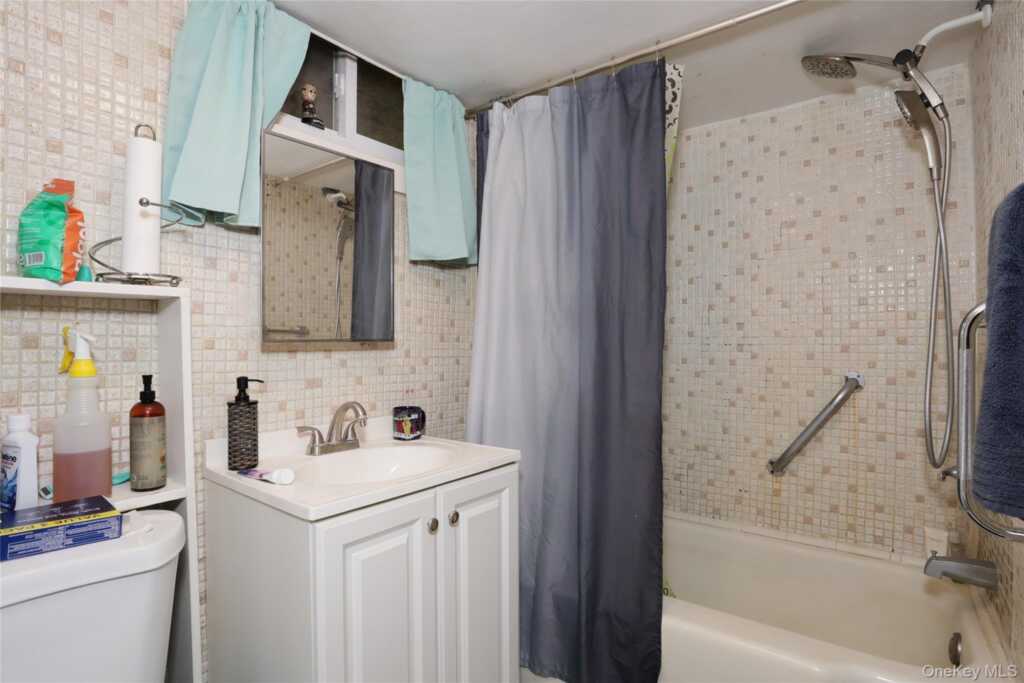 2 Westend Avenue, Nyack, NY 10960 - Photo 31 of 50