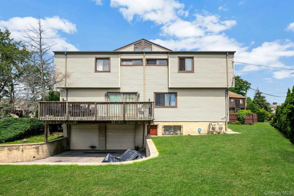 309 Pelham Road, New Rochelle, NY 10805 - Photo 40 of 48