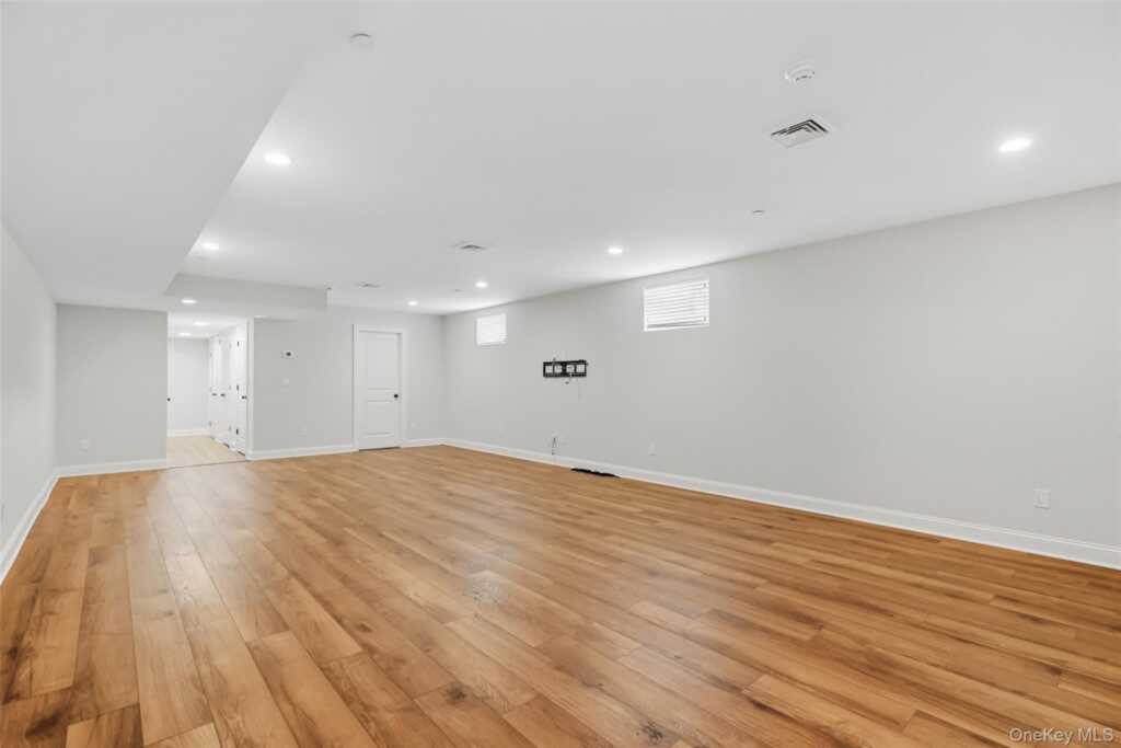 124-B Maple Avenue, Rye, NY 10580 - Photo 25 of 33