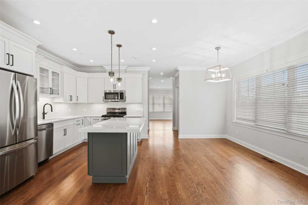 124-B Maple Avenue, Rye, NY 10580 - Photo 5 of 33