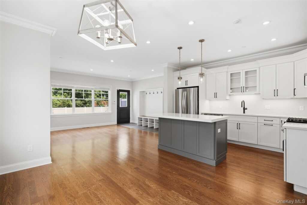124-B Maple Avenue, Rye, NY 10580 - Photo 6 of 33