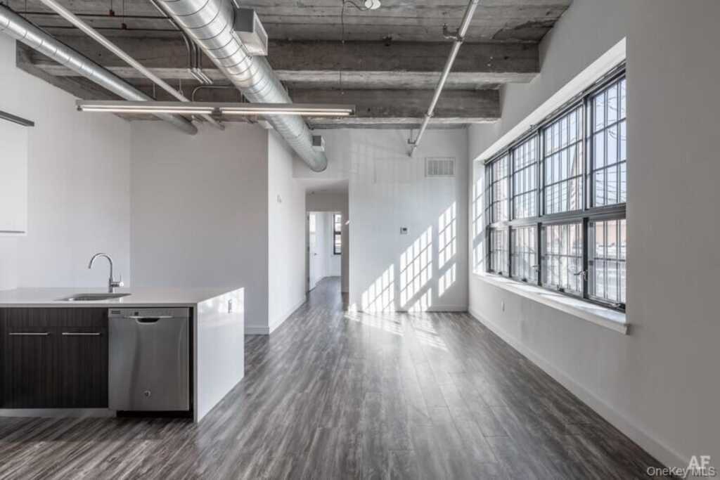 121 Westmoreland Avenue, Unit #610, White Plains, NY 10606