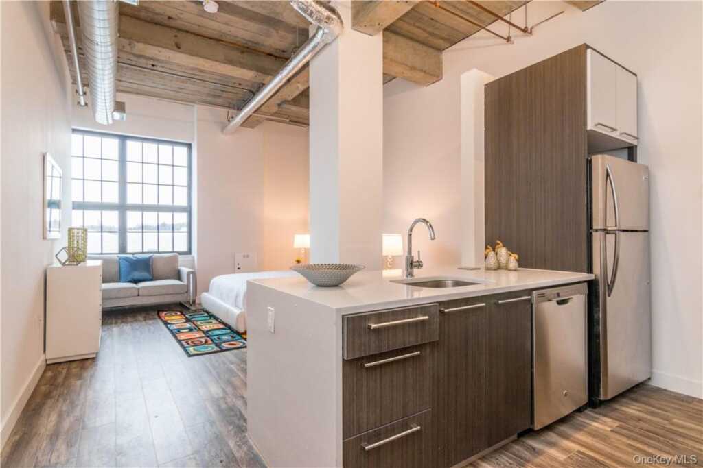 121 Westmoreland Avenue, Unit #603, White Plains, NY 10606 - Photo 3 of 18