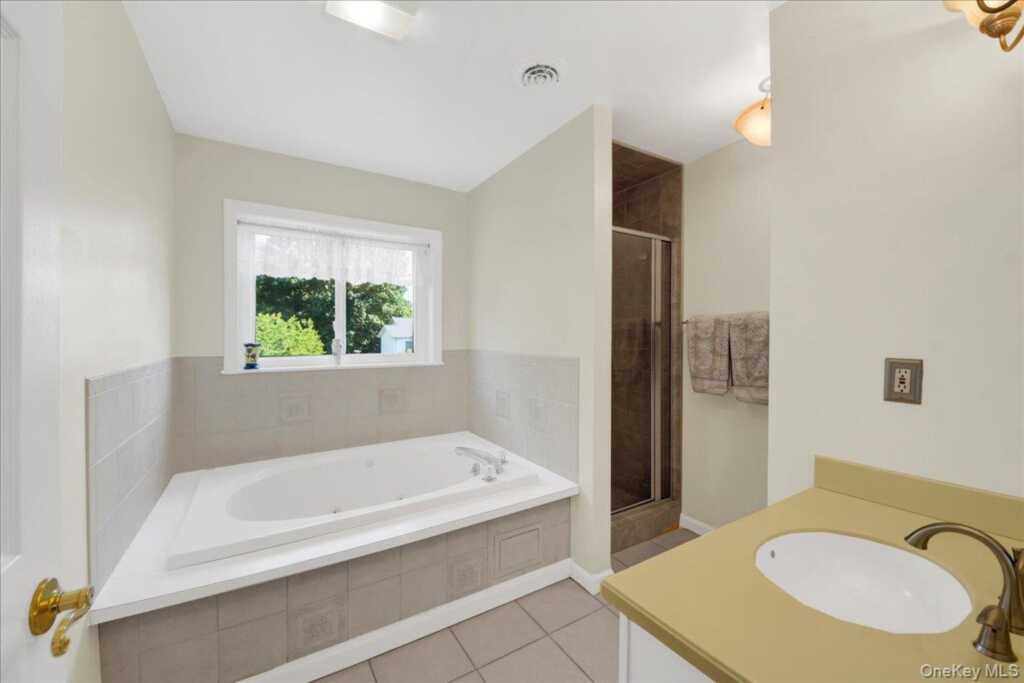 68 Bolton Avenue, White Plains, NY 10605 - Photo 16 of 35