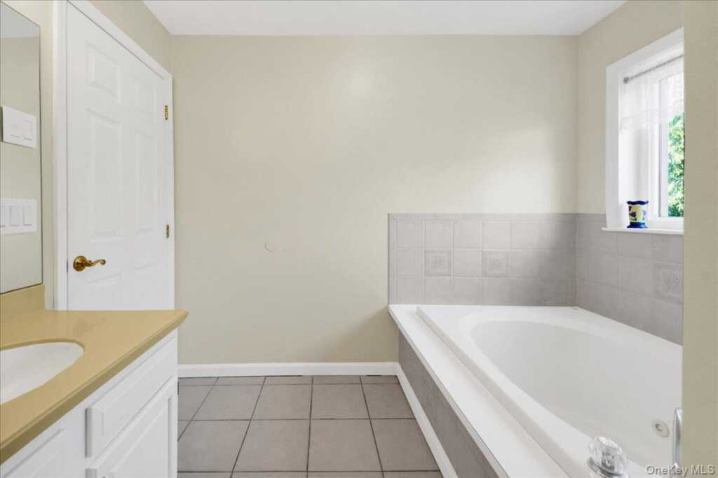 68 Bolton Avenue, White Plains, NY 10605 - Photo 17 of 35