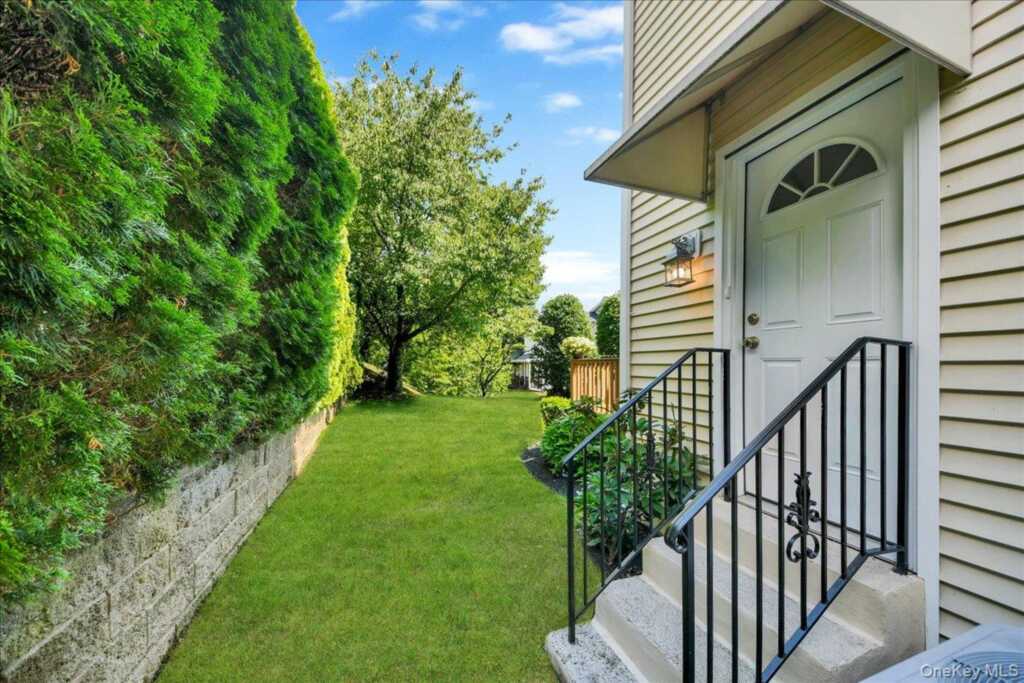 68 Bolton Avenue, White Plains, NY 10605 - Photo 25 of 35