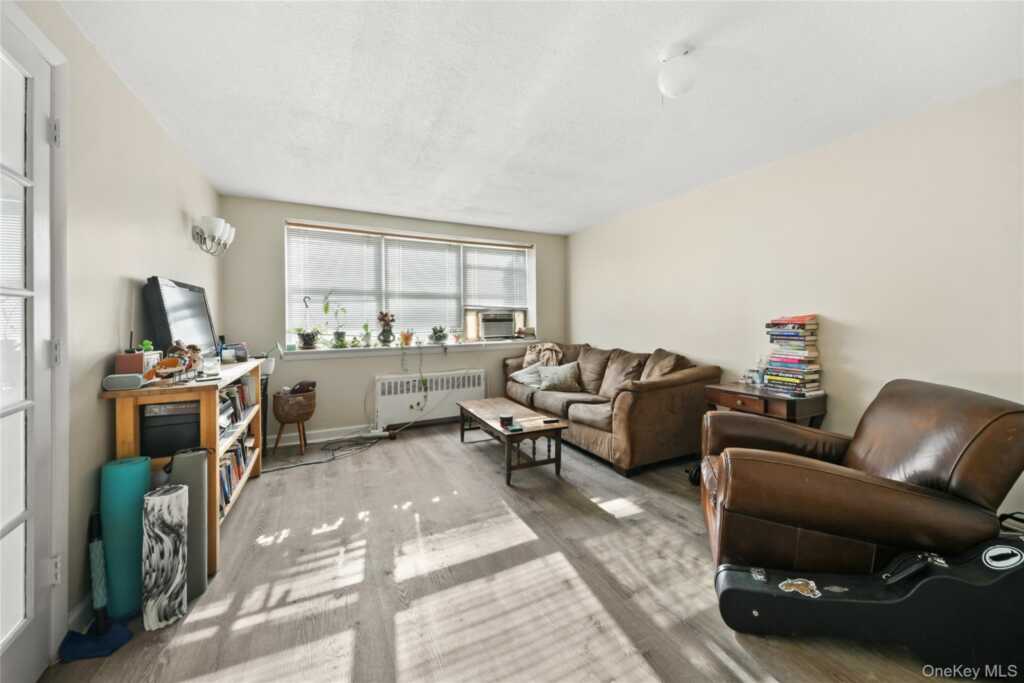 79 N Broadway, Unit #E, White Plains, NY 10603 - Photo 4 of 14