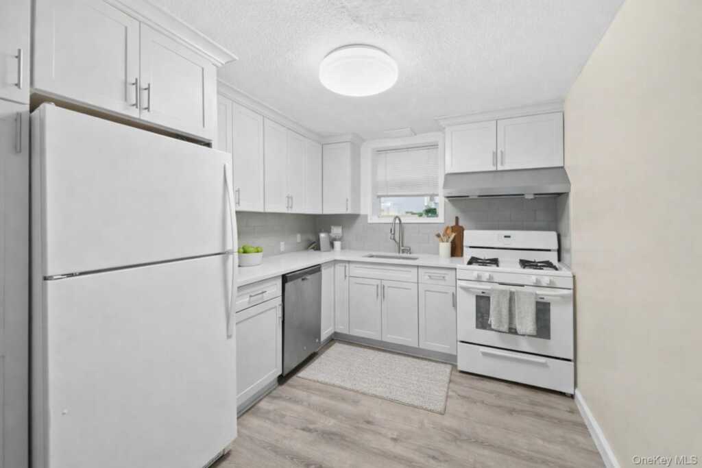 79 N Broadway, Unit #E, White Plains, NY 10603 - Photo 5 of 14