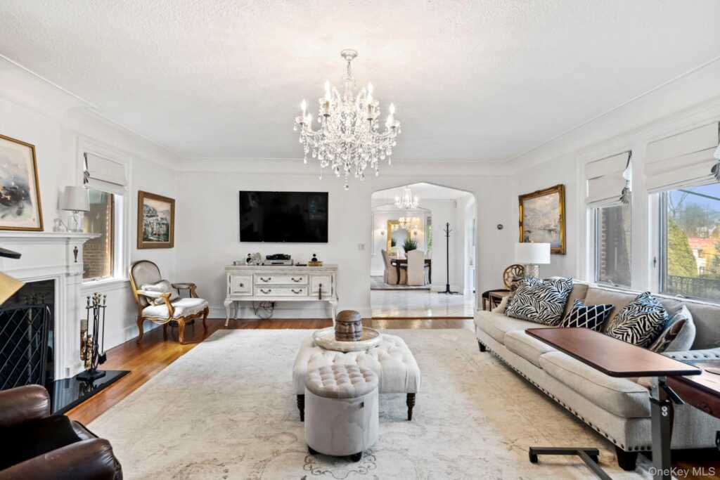 44 Fenimore Road, New Rochelle, NY 10804 - Photo 10 of 46