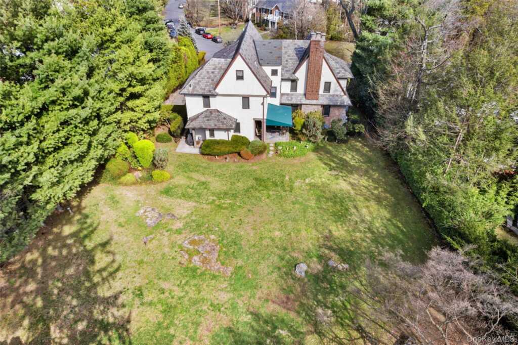 44 Fenimore Road, New Rochelle, NY 10804 - Photo 39 of 46