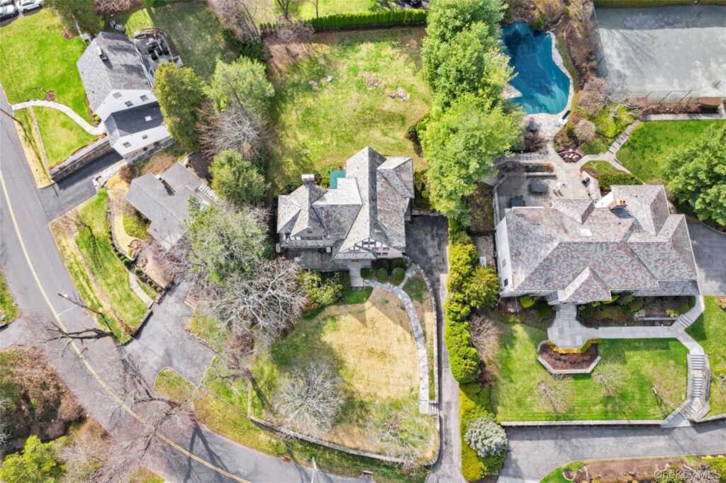 44 Fenimore Road, New Rochelle, NY 10804 - Photo 41 of 46