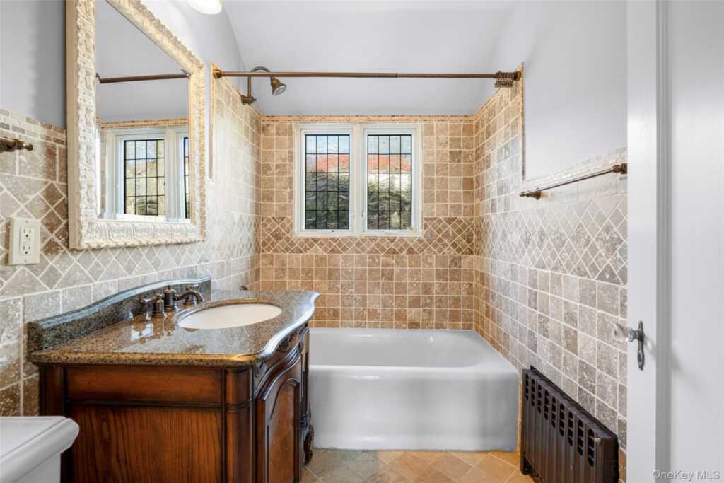 22 Verdun Avenue, New Rochelle, NY 10804 - Photo 20 of 31