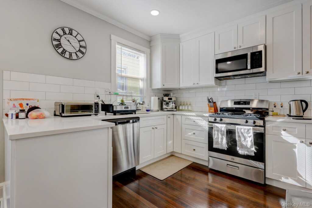 7 4th Street, White Plains, NY 10606 - Photo 10 of 18