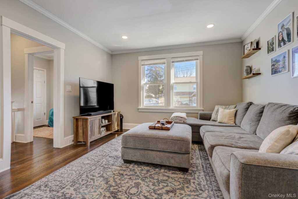 7 4th Street, White Plains, NY 10606 - Photo 7 of 18