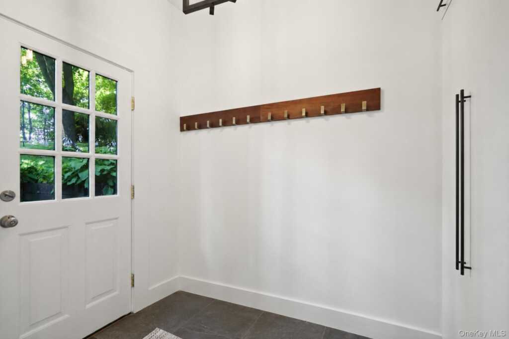 26 Davis Avenue, Rye, NY 10580 - Photo 19 of 41