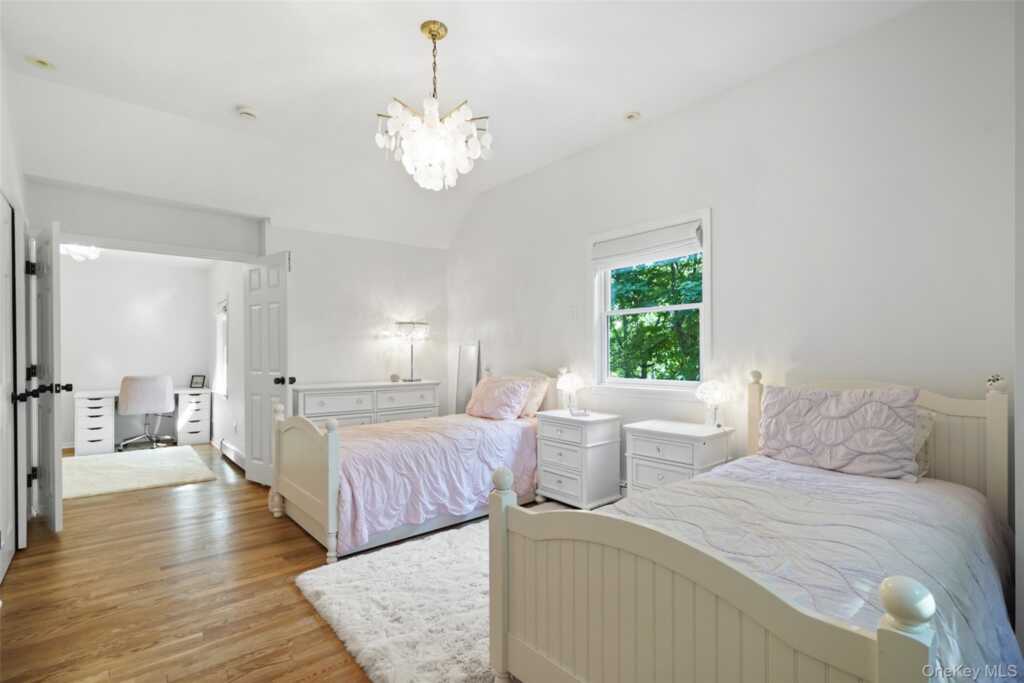 26 Davis Avenue, Rye, NY 10580 - Photo 28 of 41