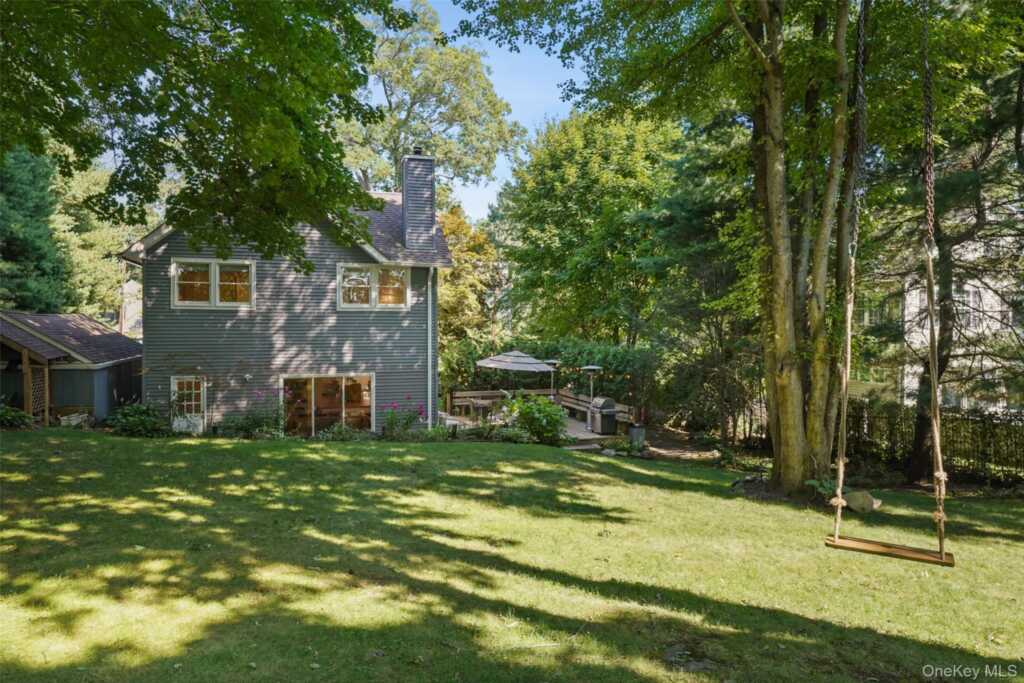 26 Davis Avenue, Rye, NY 10580 - Photo 36 of 41