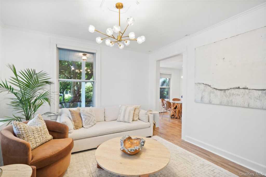 26 Davis Avenue, Rye, NY 10580 - Photo 5 of 41
