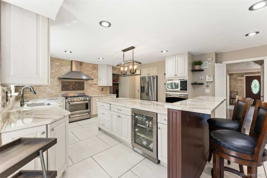 3 Tor Terrace, New City, NY 10956 - Photo 14 of 42