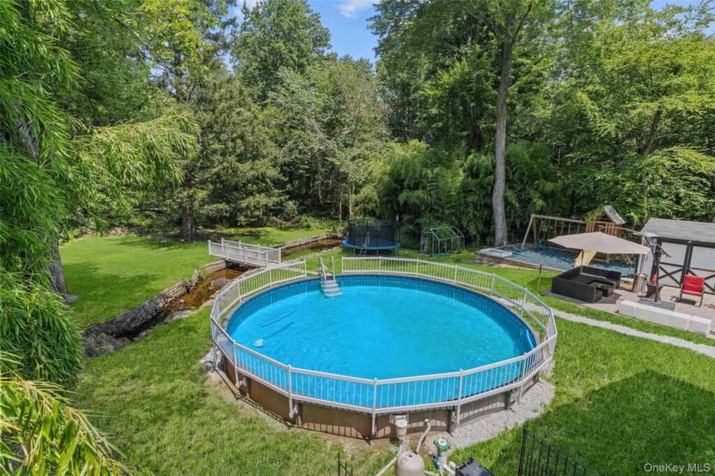 36 New Valley Road, New City, NY 10956 - Photo 44 of 46