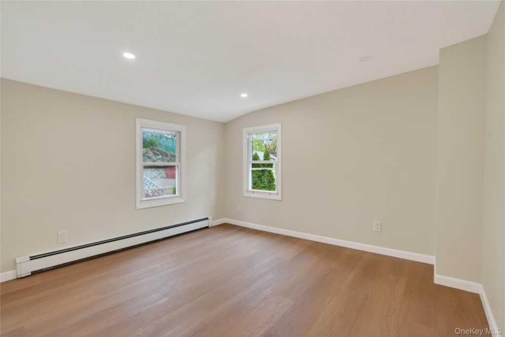 81 Potter Avenue, New Rochelle, NY 10801 - Photo 13 of 20