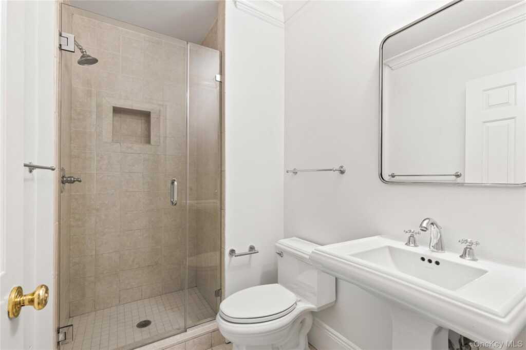 21 Loder Street, Rye, NY 10580 - Photo 19 of 41