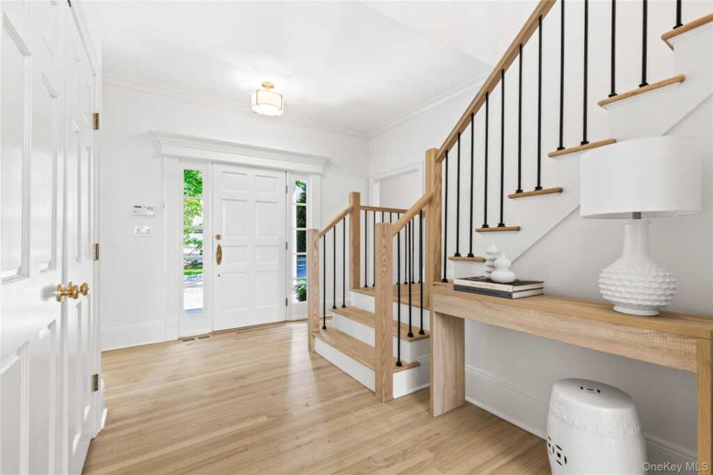 21 Loder Street, Rye, NY 10580 - Photo 2 of 41