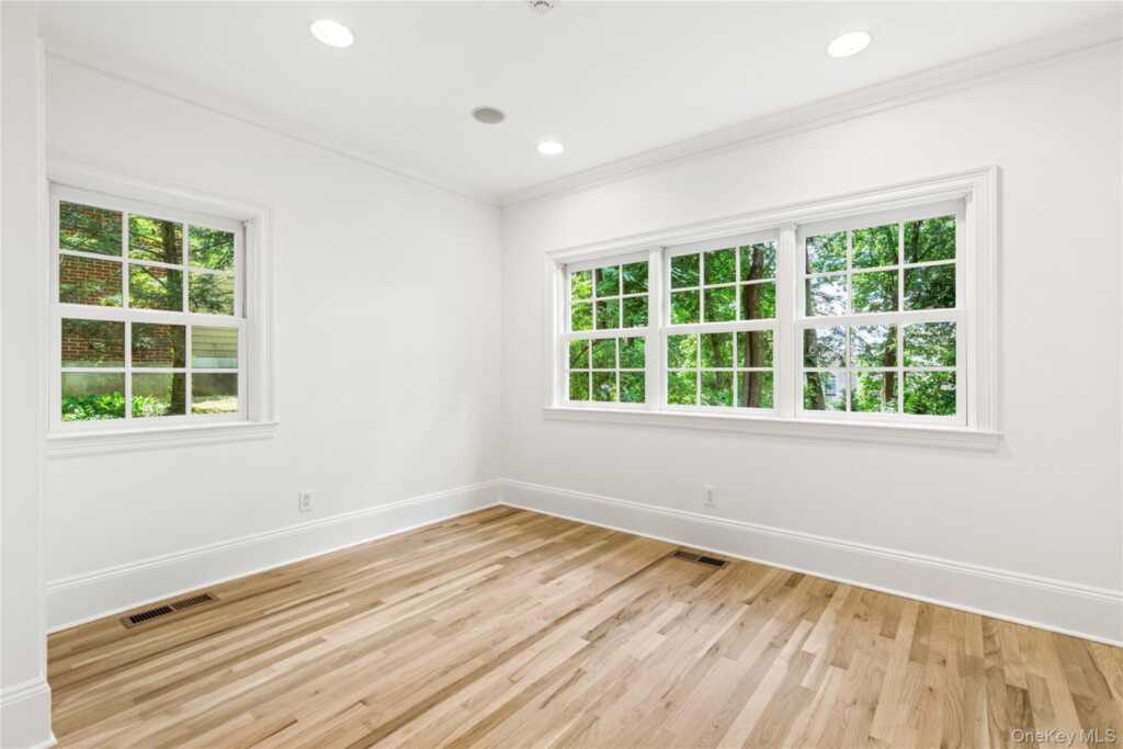 21 Loder Street, Rye, NY 10580 - Photo 20 of 41